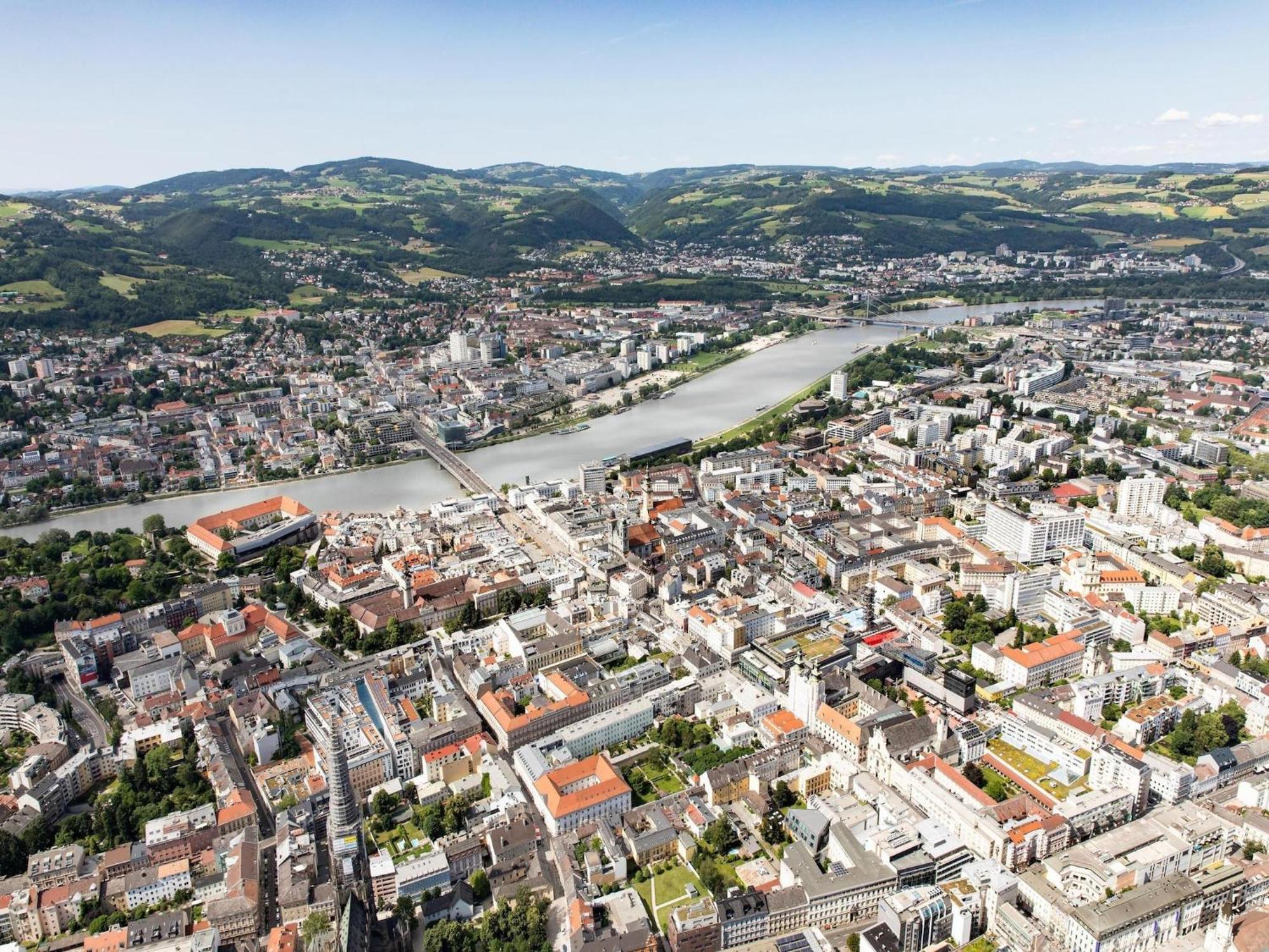 Not Far From The Danube Apartment